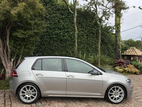 VOLKSWAGEN GOLF 1.4 TSI HIGHLINE 16V GASOLINA 4P AUTOMÁTICO